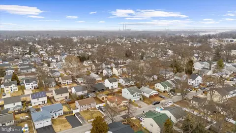 View/Area - 762 208th St, Pasadena, MD 21122 photo 5 of 9