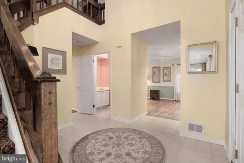 Entry Way - 2771 Gingerview Ln, Annapolis, MD 21401 photo 2 of 6