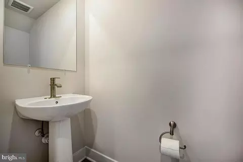 Entry Way - 309 Lentic Ln, Laurel, MD 20724 photo 5 of 11