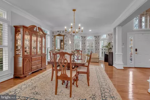 Dining - 706 Pilot House Dr, Annapolis, MD 21401 photo 1 of 2
