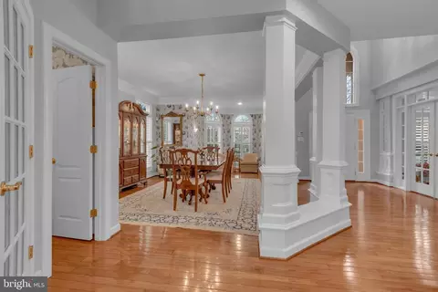 Entry Way - 706 Pilot House Dr, Annapolis, MD 21401 photo 1 of 6