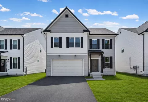 717 207th St, Pasadena, MD 21122