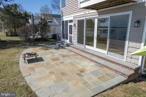 Exterior - 6065 Melbourne Ave, Deale, MD 20751 photo 2 of 5