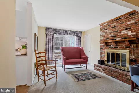 Living - 120 Claiborne Rd, Edgewater, MD 21037 photo 1 of 1