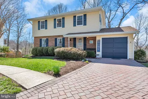 1148 Mermaid Dr, Annapolis, MD 21409