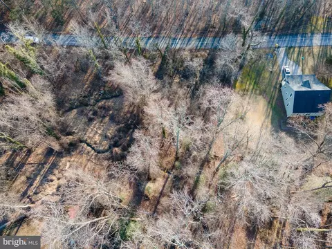 Oak Lane, Edgewater, MD 21037 photo 2