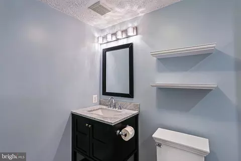 Bath - 654 Willowby Run, Pasadena, MD 21122 photo 3 of 5