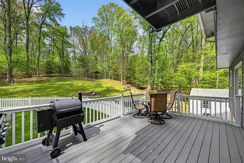 Exterior - 2908 Johnson Dr, Davidsonville, MD 21035 photo 11 of 17