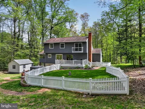 Exterior - 2908 Johnson Dr, Davidsonville, MD 21035 photo 9 of 17