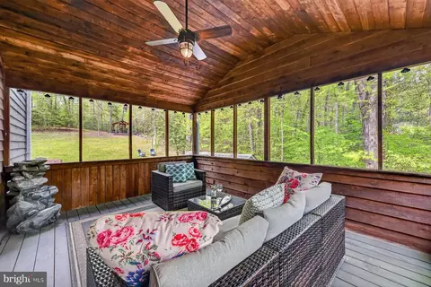 Exterior - 2908 Johnson Dr, Davidsonville, MD 21035 photo 15 of 17