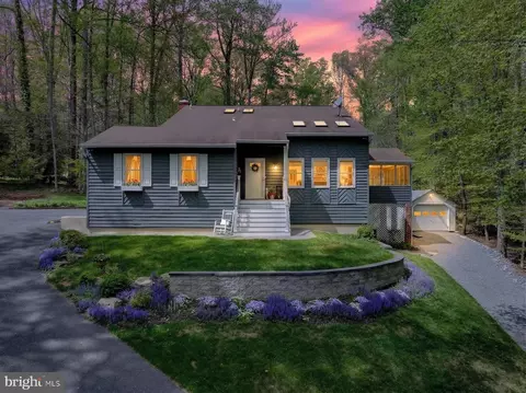 Exterior - 2908 Johnson Dr, Davidsonville, MD 21035 photo 2 of 17