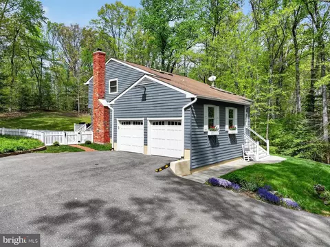 Exterior - 2908 Johnson Dr, Davidsonville, MD 21035 photo 4 of 17
