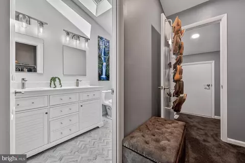 Entry Way - 2908 Johnson Dr, Davidsonville, MD 21035 photo 7 of 9