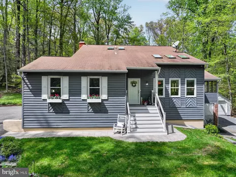 Exterior - 2908 Johnson Dr, Davidsonville, MD 21035 photo 3 of 17