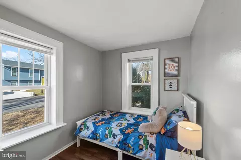 Bedroom - 103 Arundel Rd, Pasadena, MD 21122 photo 4 of 7
