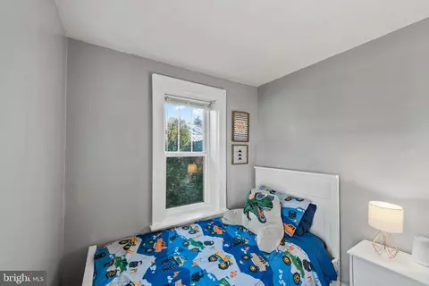 Bedroom - 103 Arundel Rd, Pasadena, MD 21122 photo 3 of 7