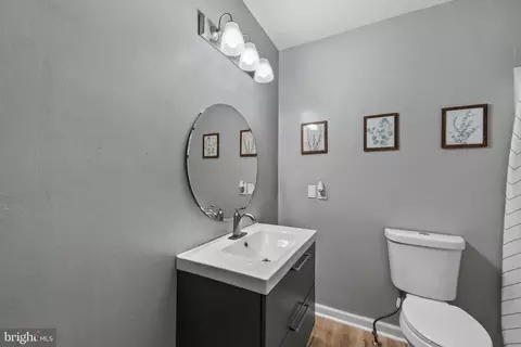 Bath - 103 Arundel Rd, Pasadena, MD 21122 photo 1 of 3