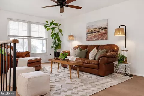 2505 Symphony Ln, Gambrills, MD 21054