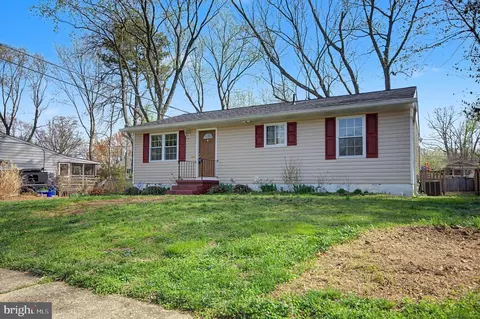 99 Summerfield Dr, Annapolis, MD 21403