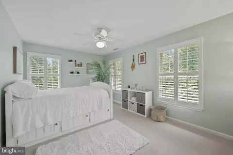 Bedroom - 42 Poplar Point Rd, Edgewater, MD 21037 photo 7 of 9