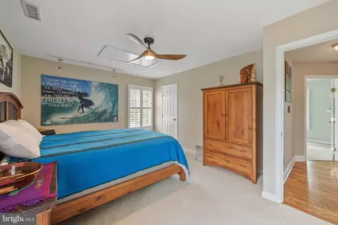 Bedroom - 42 Poplar Point Rd, Edgewater, MD 21037 photo 8 of 9