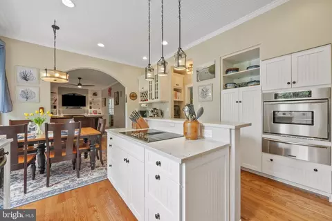 Kitchen - 42 Poplar Point Rd, Edgewater, MD 21037 photo 3 of 5