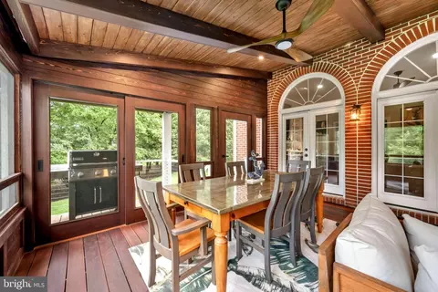 Exterior - 42 Poplar Point Rd, Edgewater, MD 21037 photo 6 of 11