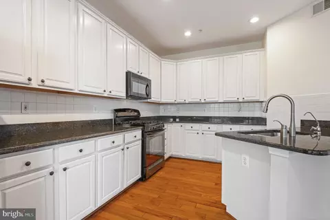 Kitchen - 70 Two Rivers Dr, Edgewater, MD 21037 photo 1 of 4