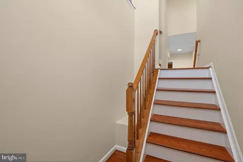 Entry Way - 70 Two Rivers Dr, Edgewater, MD 21037 photo 2 of 6