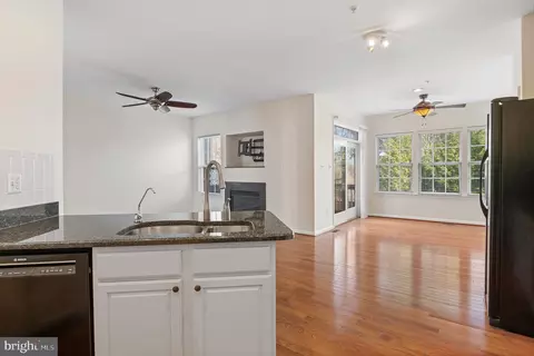 Living - 70 Two Rivers Dr, Edgewater, MD 21037 photo 14 of 14