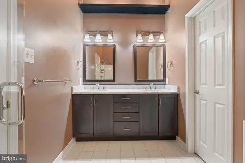 Bath - 70 Two Rivers Dr, Edgewater, MD 21037 photo 3 of 6