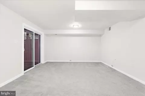 Living - 554 Melissa Ct, Arnold, MD 21012 photo 6 of 6