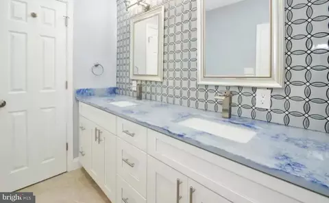 Bath - 441 Harding Ave, Odenton, MD 21113 photo 2 of 4
