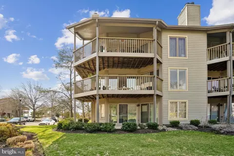 2110 Chesapeake Harbour Dr #101, Annapolis, MD 21403