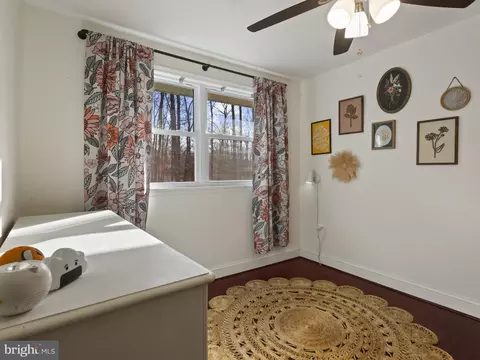 Bedroom - 1371 Dicus Mill Rd, Severn, MD 21144 photo 5 of 8