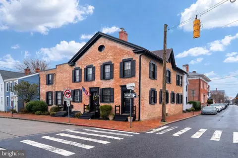 31 College Ave, Annapolis, MD 21401