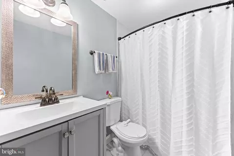 Bath - 776 Willowby Run, Pasadena, MD 21122 photo 1 of 2