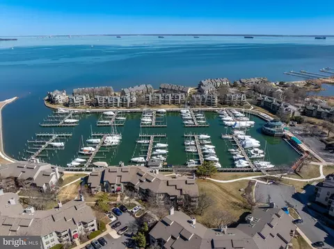 7046 Harbour Village Ct #201, Annapolis, MD 21403