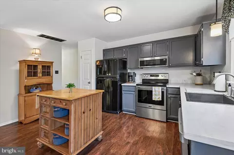1737 Ridgely Rd, Edgewater, MD 21037 photo 14