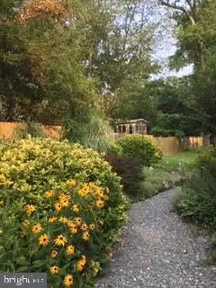 1737 Ridgely Rd, Edgewater, MD 21037 photo 8