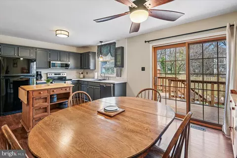 1737 Ridgely Rd, Edgewater, MD 21037 photo 17
