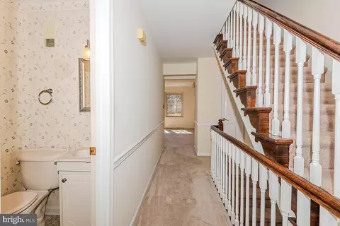 Entry Way - 1467 Eagle Ct, Arnold, MD 21012 photo 2 of 2