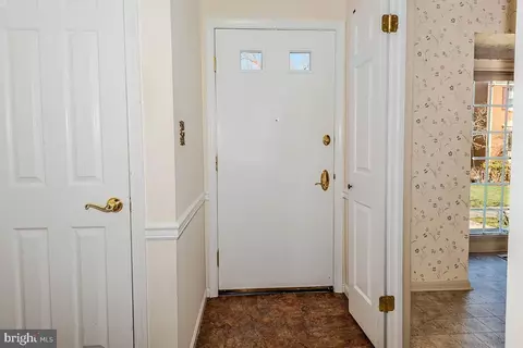 Entry Way - 1467 Eagle Ct, Arnold, MD 21012 photo 1 of 2