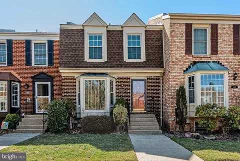 1467 Eagle Ct, Arnold, MD 21012