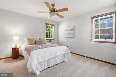 Bedroom - 2164 Springdale Rd, Pasadena, MD 21122 photo 1 of 4