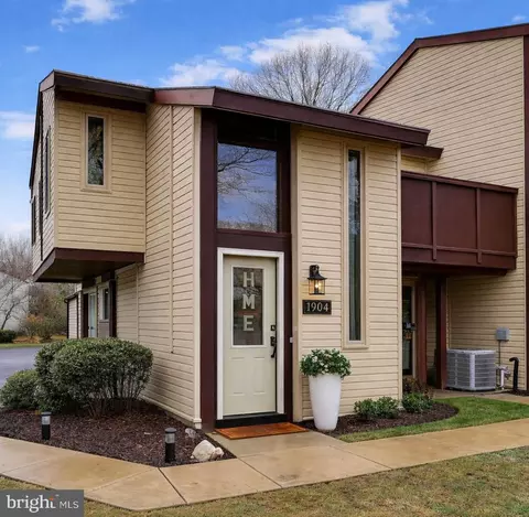 1904 Ardenwood Ter, Crofton, MD 21114