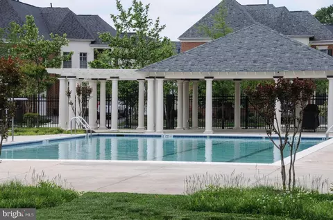 Exterior - 726 Pearson Point Pl, Annapolis, MD 21401 photo 12 of 12