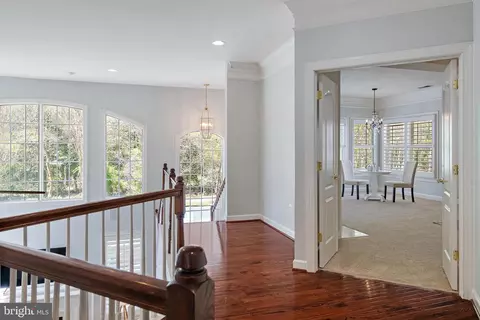 Entry Way - 726 Pearson Point Pl, Annapolis, MD 21401 photo 8 of 15