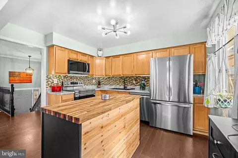 Kitchen - 7710 Suitt Dr, Pasadena, MD 21122 photo 1 of 5
