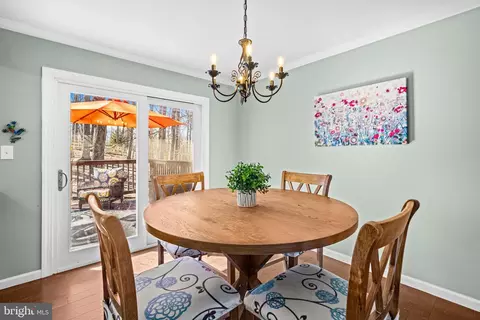 Dining - 7710 Suitt Dr, Pasadena, MD 21122 photo 1 of 2